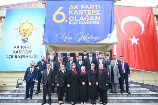 AK Parti Kartepe’de kongre coşkusu