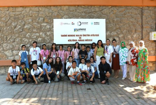 Halı Müzesi’nin minik ziyaretçileri