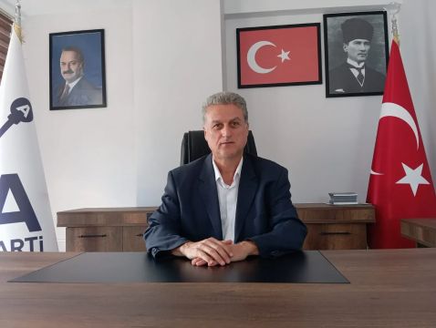 ŞENER İSTİFA ETTİ